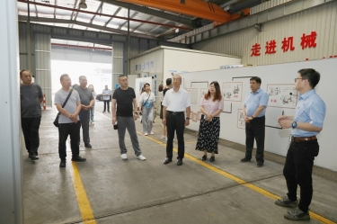 實(shí)地觀摩促交流 技能賦能助發(fā)展 | 山東省淄博市淄川區(qū)總工會(huì)黨組成員、副主席馮進(jìn)明一行蒞臨景興紙業(yè)調(diào)研交流